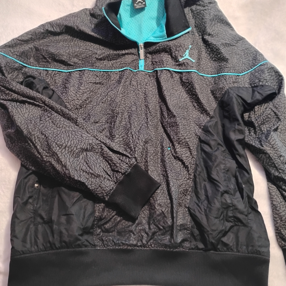 Limited Edition 2014 Michael Jordan Elephant Reflective Windbreaker